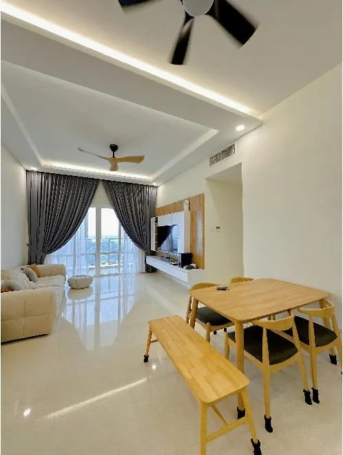 Tritower L47 Near Ciq & Jbcc - 8 Pax Apartment Johor Bahru Malaysia